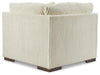 Lindyn Sectional