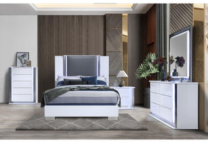 YLIME SMOOTH WHITE QUEEN BED GROUP WITH VANITY SET image