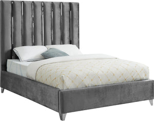 Enzo Grey Velvet Full Bed image