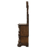 Leovanni Dresser
