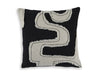 Veerbank Pillow (Set of 4)
